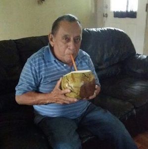 Meet your Posher, Abril